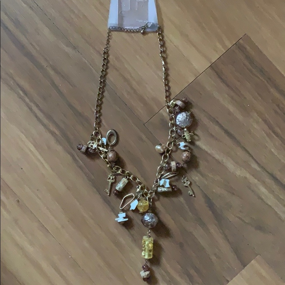 Stylish trinklet‎ necklace